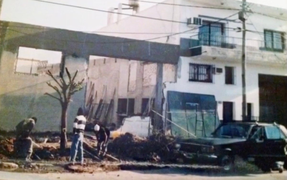 Expansión de Intansia en Liniers en 1997